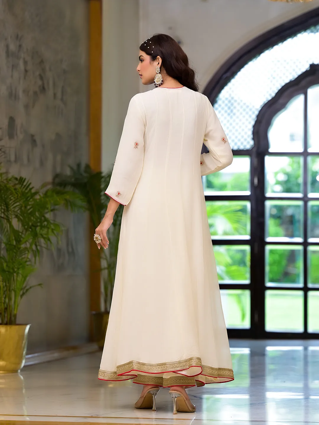 Jashvi Cream Embroidered Zari Work Georgette  Kurta Set