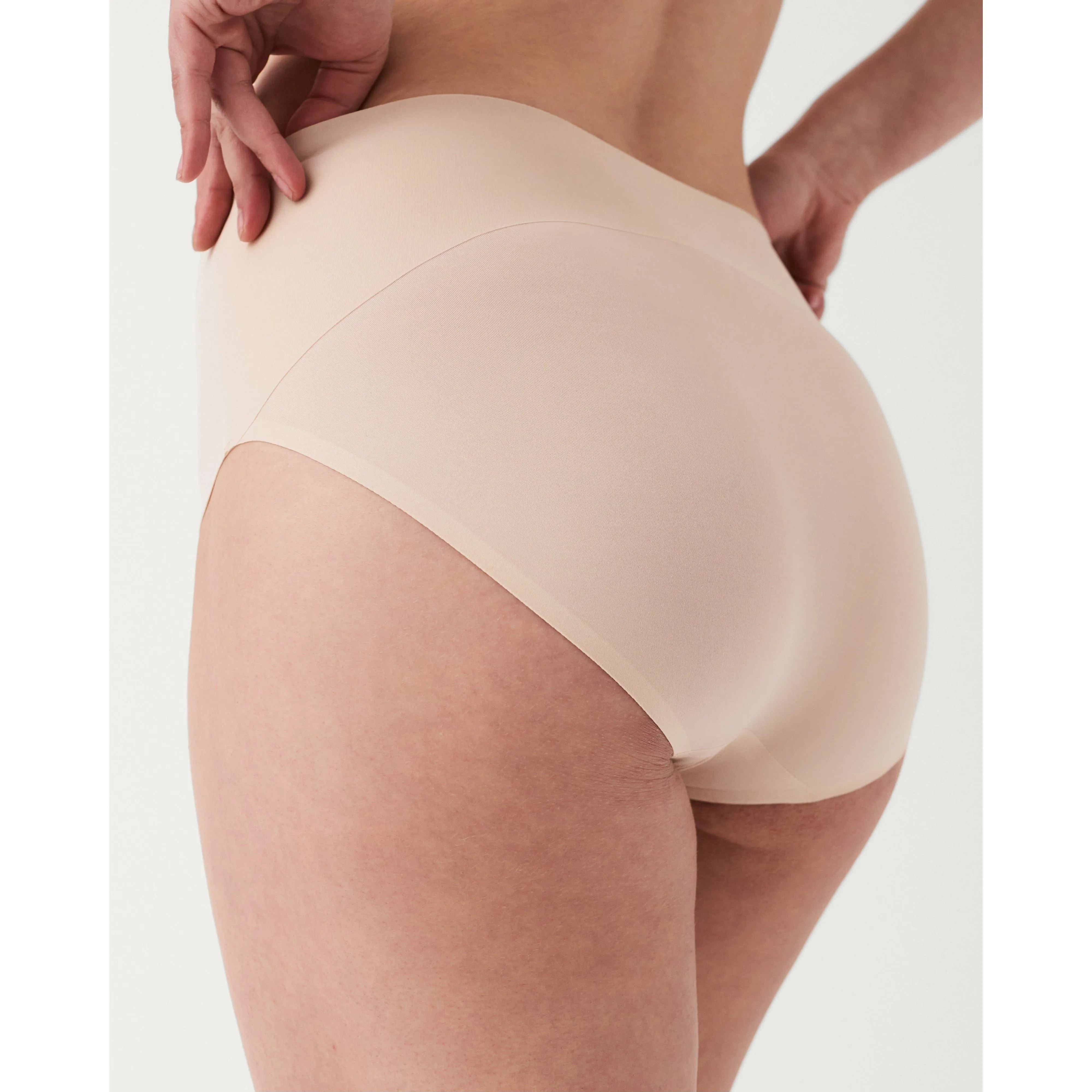 Spanx Undie-tectable® Smoothing Brief